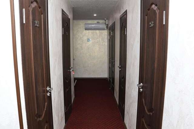 Хостелы Smart Hotel on Gogolya Запорожье-11